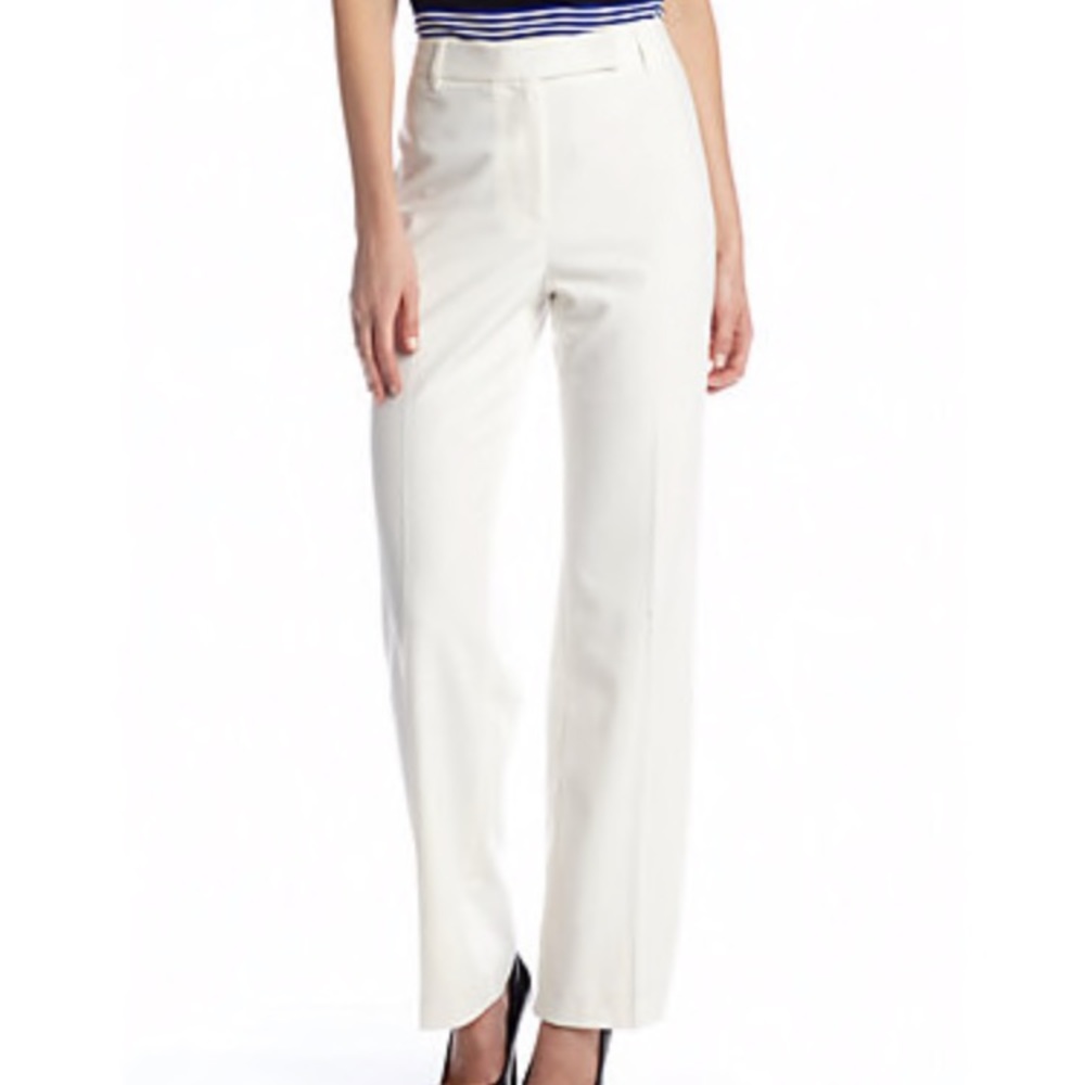 Chaus white pants